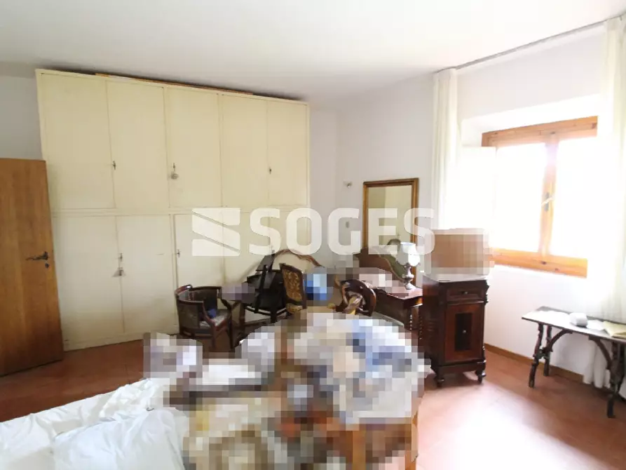 Immagine 13 di Palazzo in vendita  in Via G. Deledda a Cavriglia