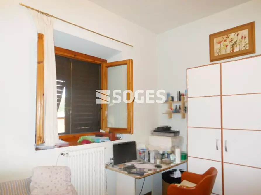 Immagine 29 di Palazzo in vendita  in Via G. Deledda a Cavriglia