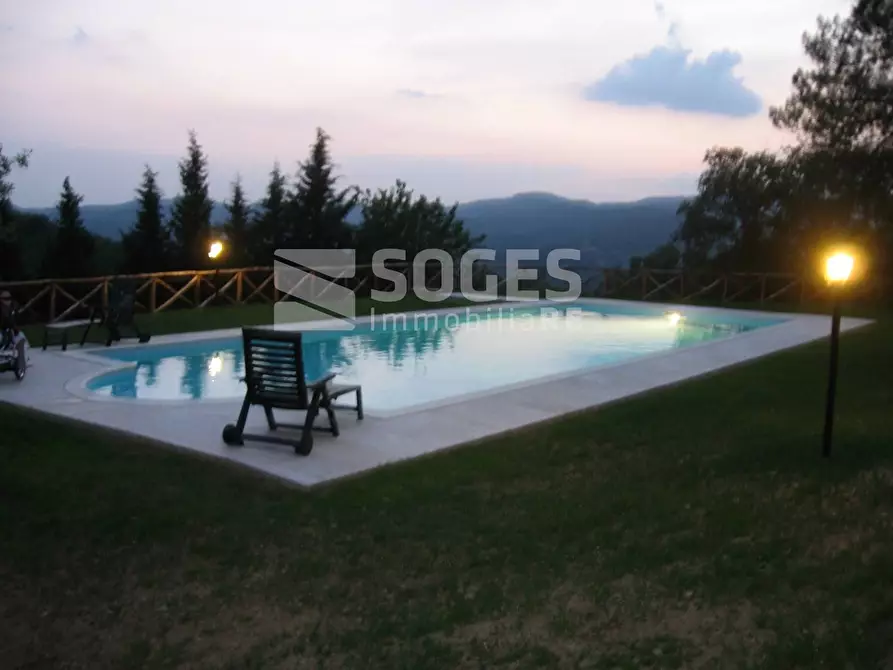 Immagine 16 di Villa in vendita  in Montebenichi a Bucine