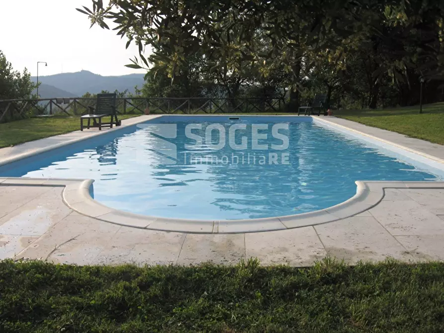 Immagine 14 di Villa in vendita  in Montebenichi a Bucine