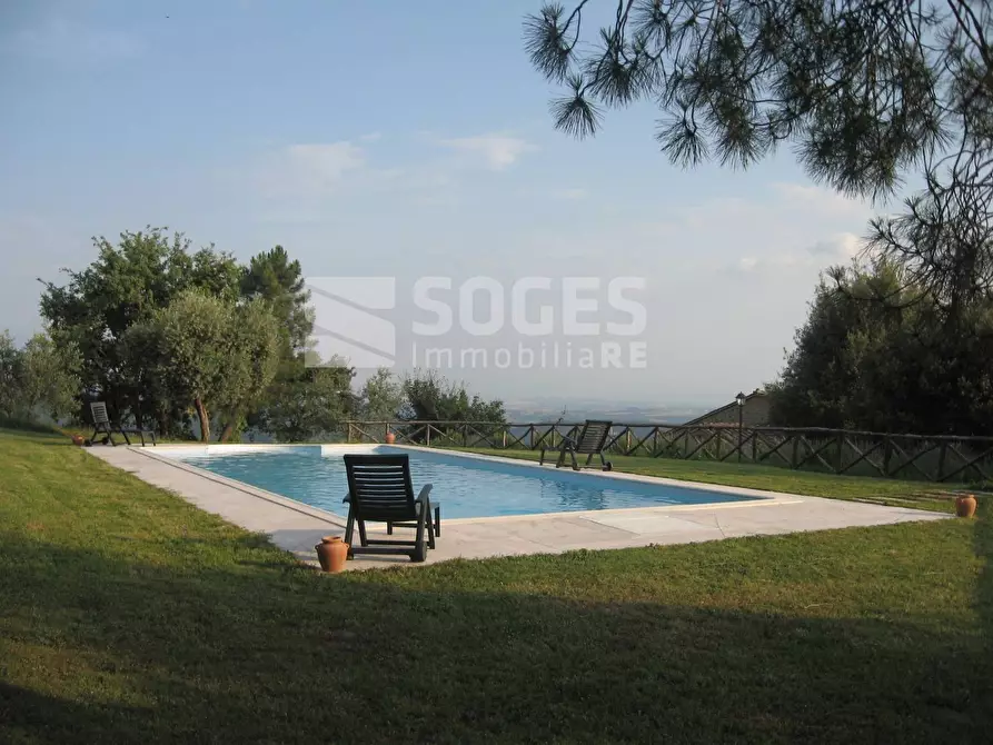 Immagine 25 di Villa in vendita  in Montebenichi a Bucine