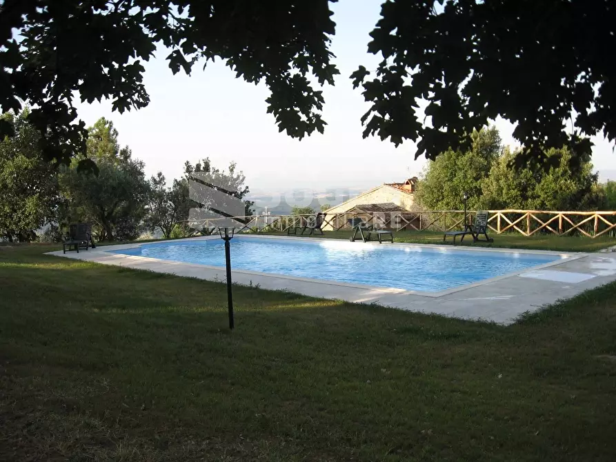 Immagine 21 di Villa in vendita  in Montebenichi a Bucine