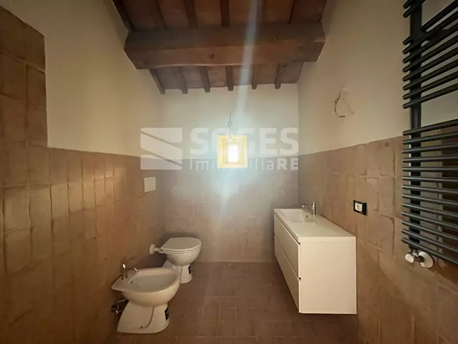 Immagine 17 di Appartamento in vendita  in rapale a Bucine