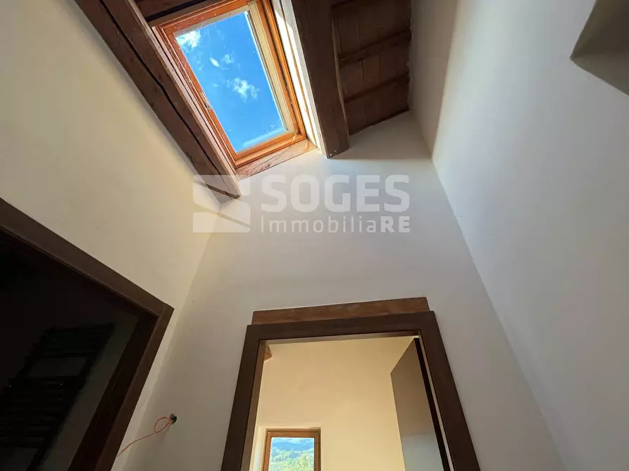 Immagine 14 di Appartamento in vendita  in rapale a Bucine