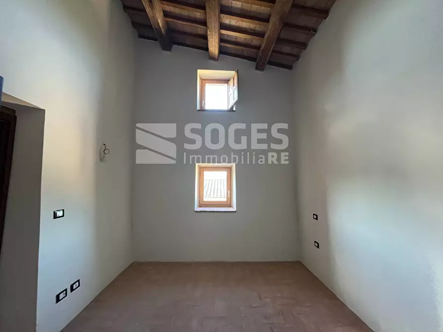 Immagine 12 di Appartamento in vendita  in rapale a Bucine