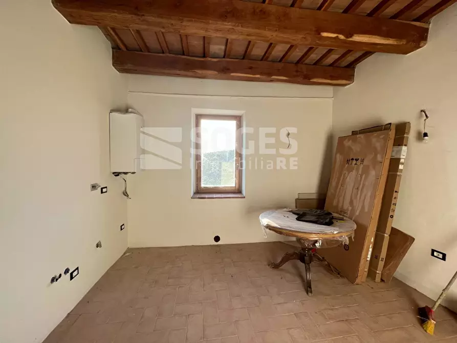 Immagine 4 di Appartamento in vendita  in rapale a Bucine