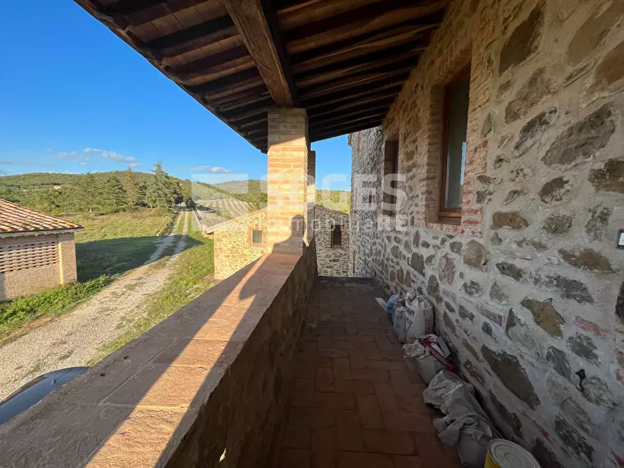 Immagine 3 di Appartamento in vendita  in rapale a Bucine