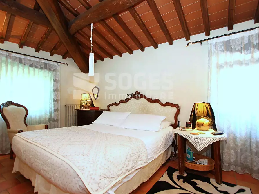 Immagine 12 di Rustico / casale in vendita  in VIA ARETINA a Reggello