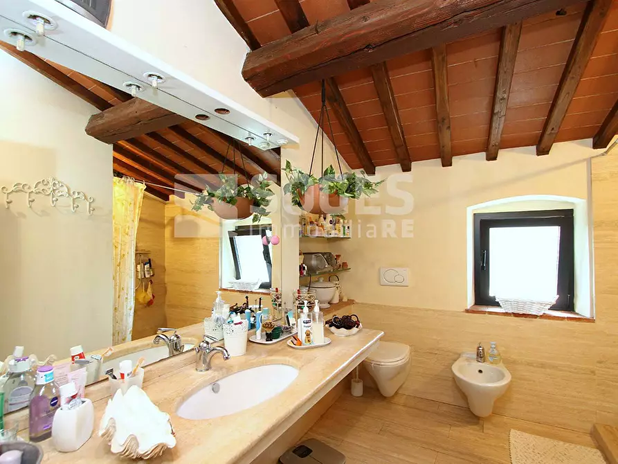 Immagine 18 di Rustico / casale in vendita  in VIA ARETINA a Reggello