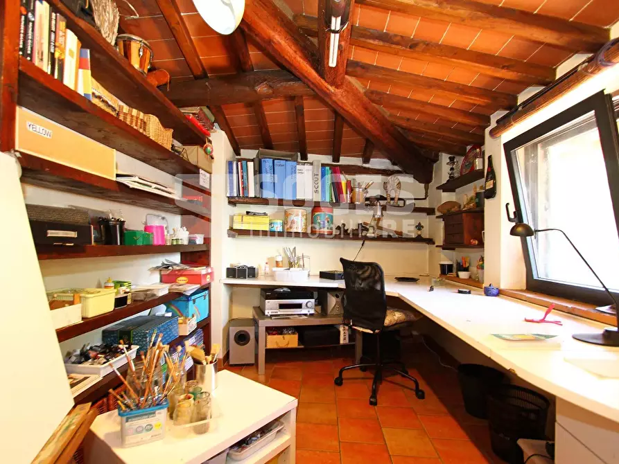 Immagine 20 di Rustico / casale in vendita  in VIA ARETINA a Reggello