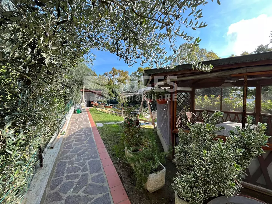 Immagine 8 di Casa indipendente in vendita  in Via Filippo Turati a Cavriglia