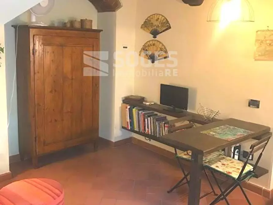 Immagine 26 di Rustico / casale in vendita  in VIA ARETINA a Reggello