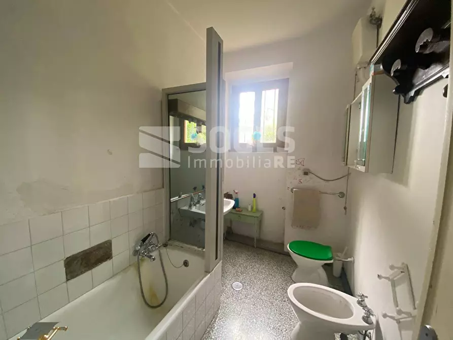 Immagine 20 di Villa in vendita  in via fontarnieri a Rufina