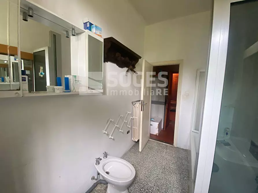 Immagine 21 di Villa in vendita  in via fontarnieri a Rufina