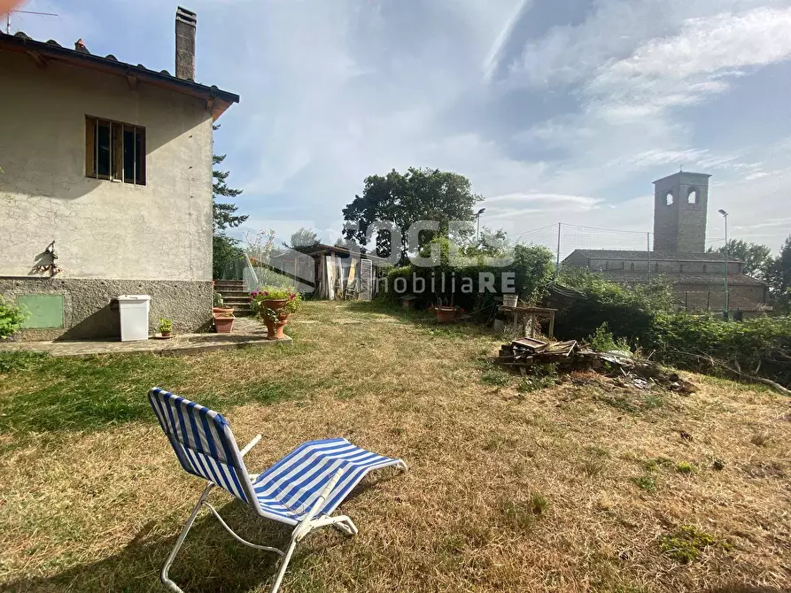 Immagine 30 di Villa in vendita  in via fontarnieri a Rufina