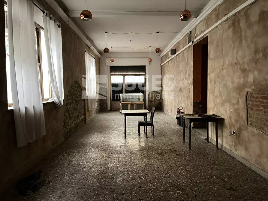 Immagine 2 di Attività commerciale in affitto  in via trieste a San Giovanni Valdarno