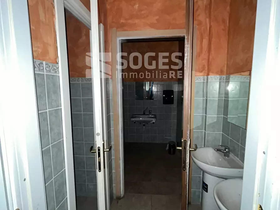 Immagine 4 di Attività commerciale in affitto  in via trieste a San Giovanni Valdarno