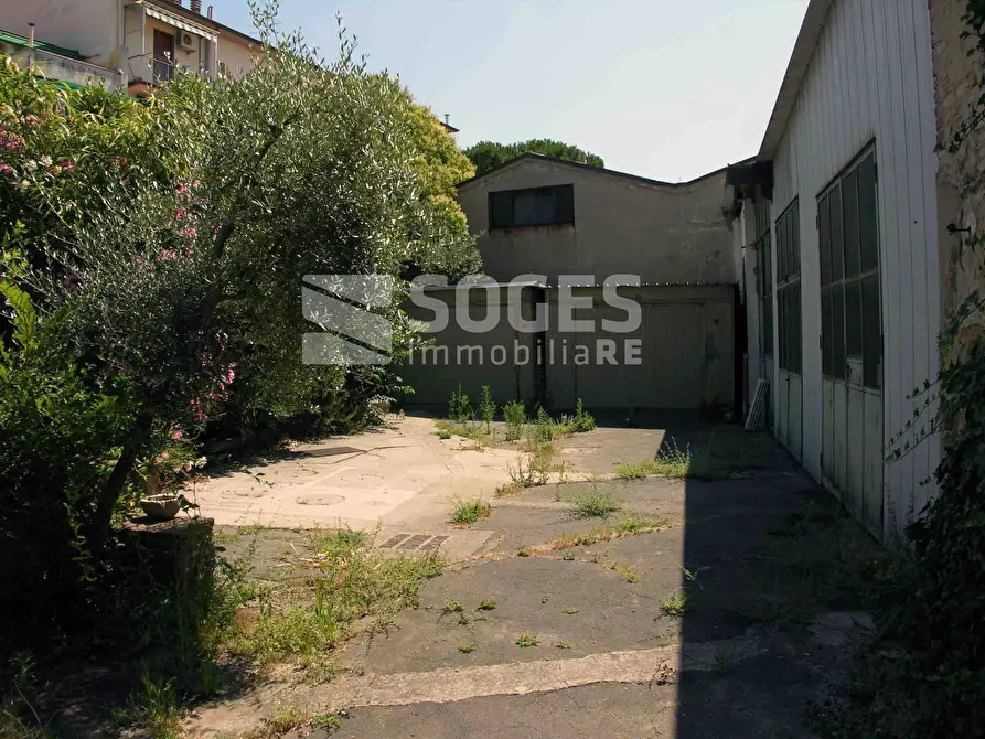 Immagine 4 di Villa in vendita  in Via delle Panche a Firenze