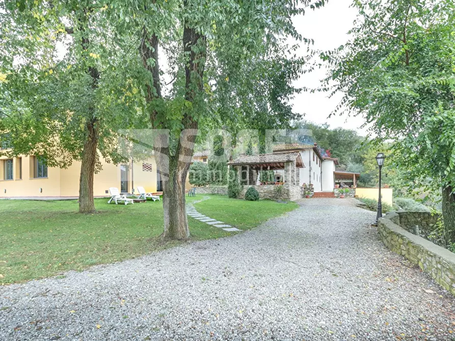 Immagine 3 di Villa in vendita  in Via di Terzano a Bagno A Ripoli