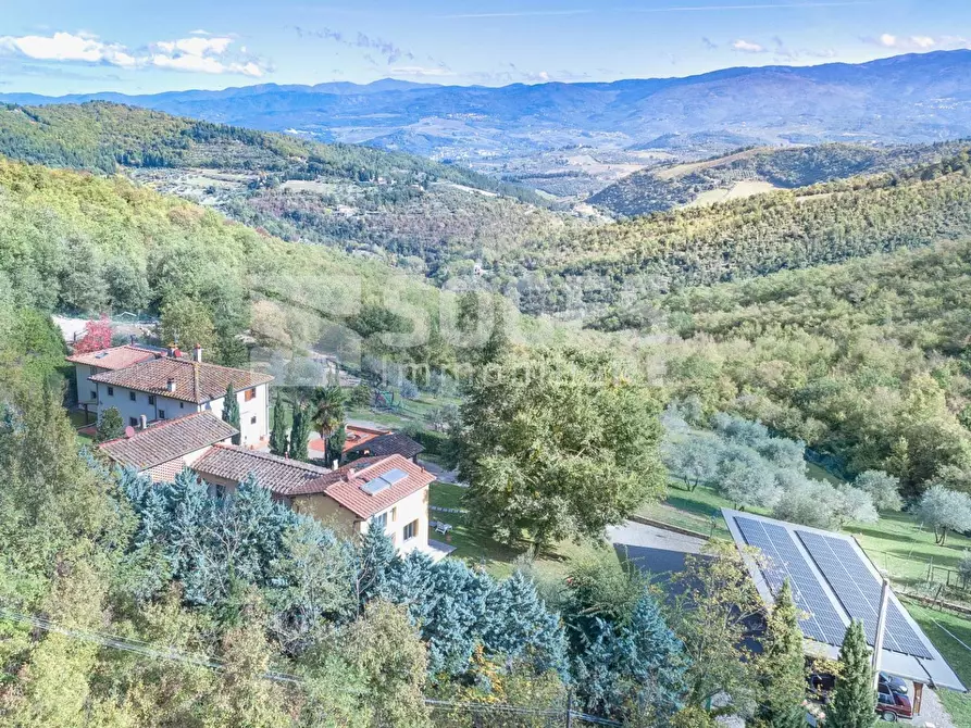 Immagine 3 di Villa in vendita  in Via di Terzano a Bagno A Ripoli