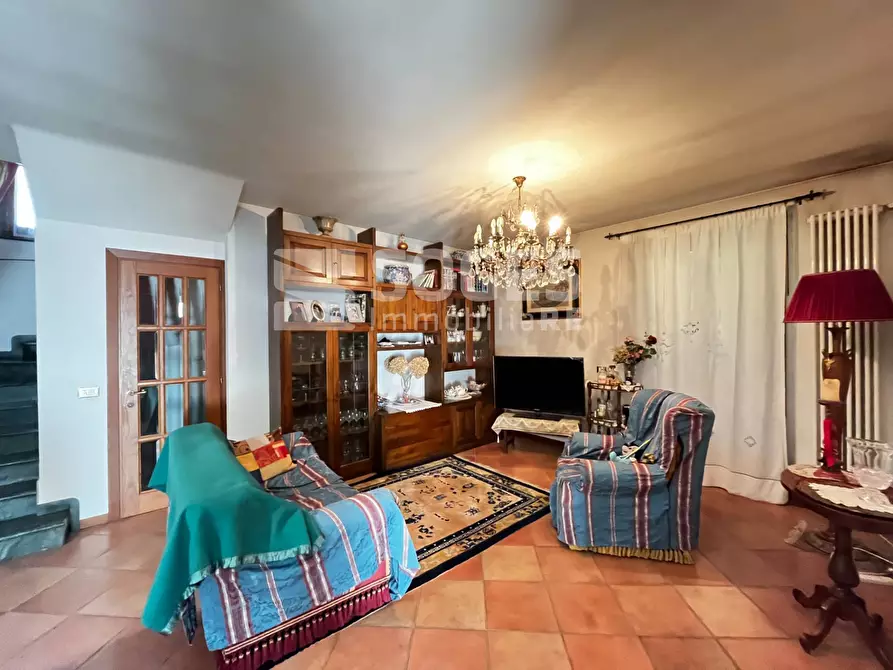 Immagine 3 di Villa in vendita  in Viale Europa a Loro Ciuffenna