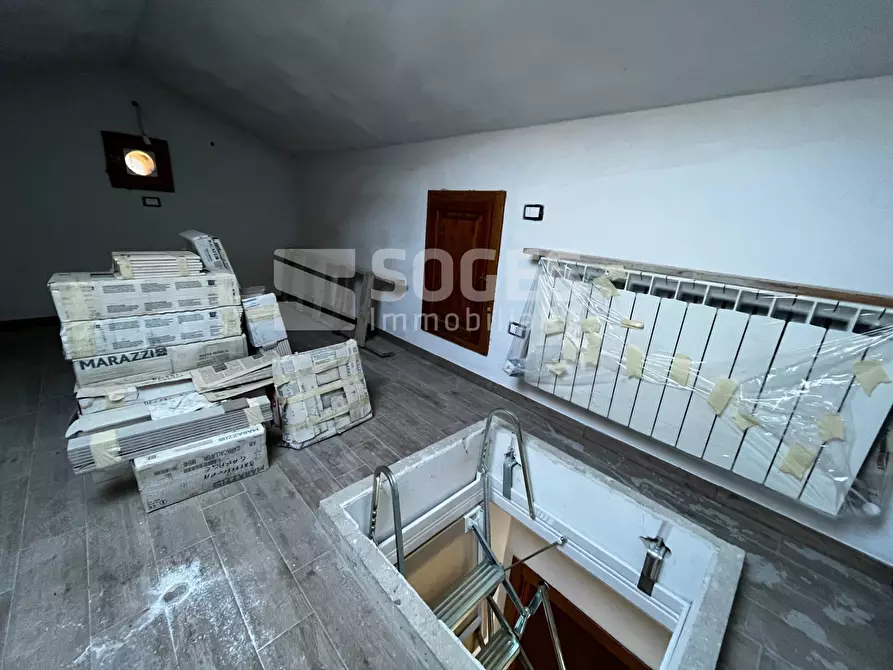 Immagine 19 di Appartamento in vendita  in Viale Europa a Loro Ciuffenna