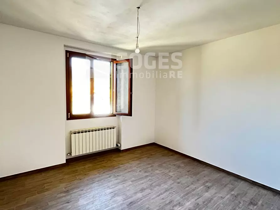 Immagine 11 di Appartamento in vendita  in Viale Europa a Loro Ciuffenna