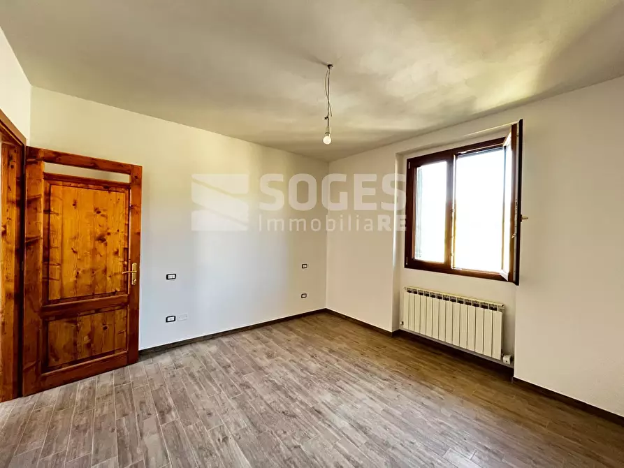 Immagine 12 di Appartamento in vendita  in Viale Europa a Loro Ciuffenna