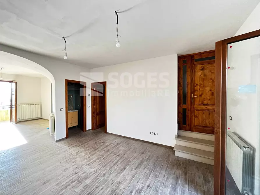 Immagine 4 di Appartamento in vendita  in Viale Europa a Loro Ciuffenna