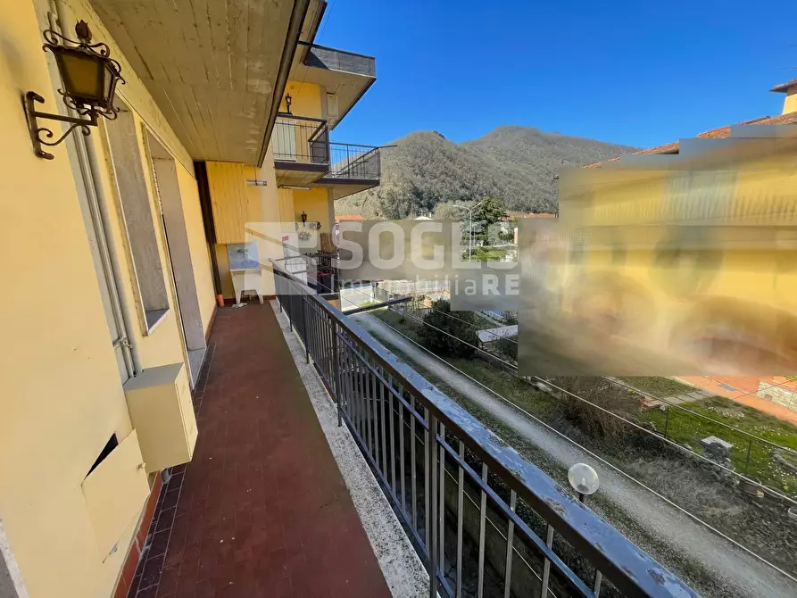 Immagine 9 di Appartamento in vendita  in contea a Dicomano