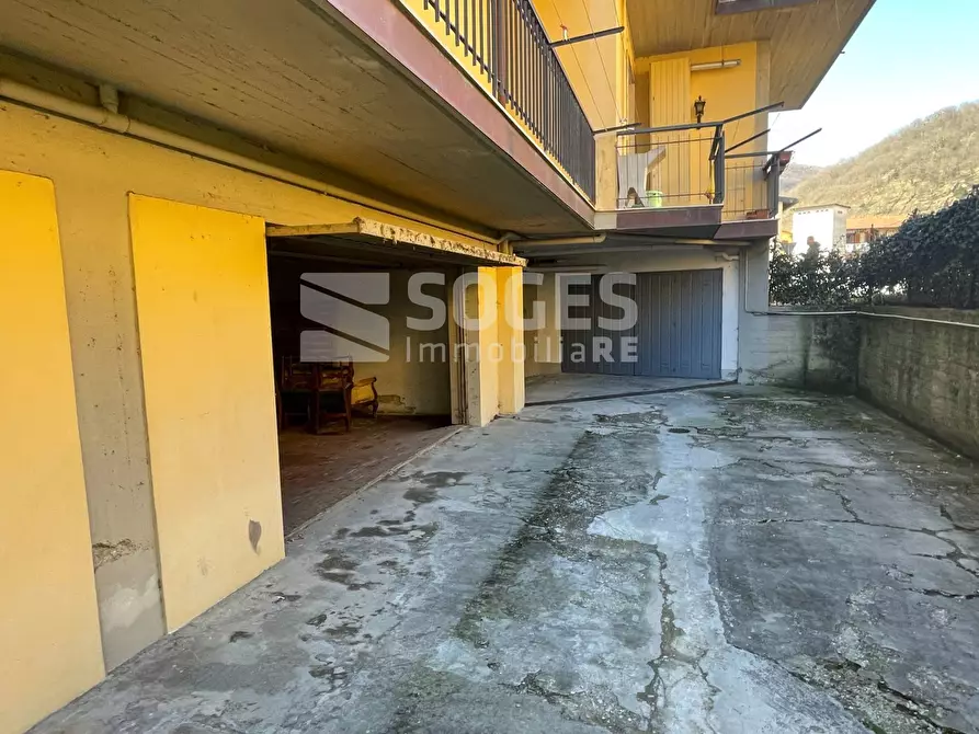 Immagine 28 di Appartamento in vendita  in contea a Dicomano