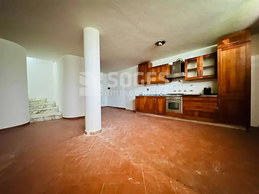 Immagine 17 di Villa in vendita  in Via Roma a Figline E Incisa Valdarno