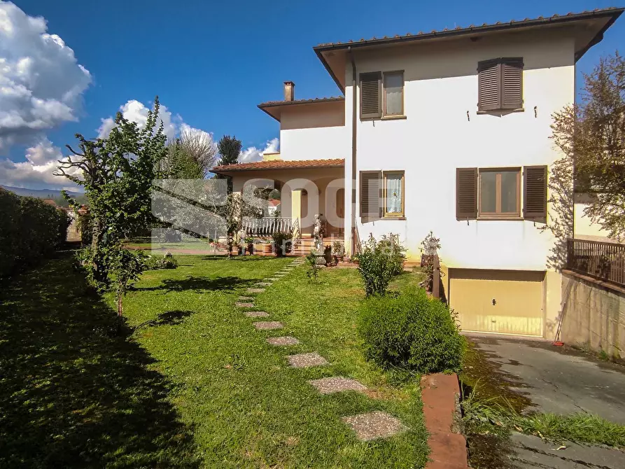 Immagine 19 di Villa in vendita  in via del cesto a Figline E Incisa Valdarno