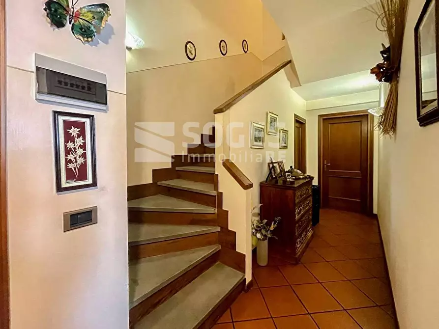 Immagine 13 di Villa in vendita  in via del cesto a Figline E Incisa Valdarno