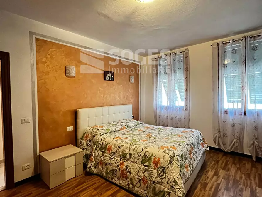 Immagine 6 di Appartamento in vendita  in via cennano a Montevarchi