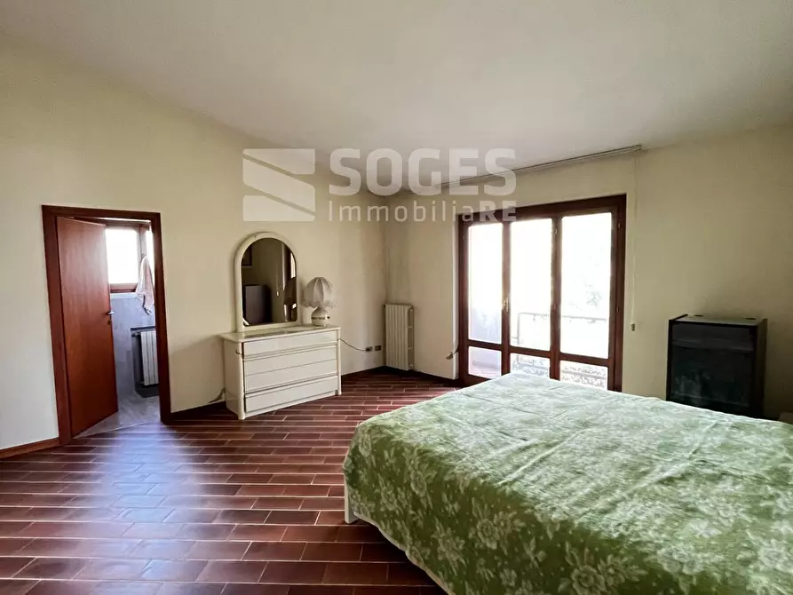 Immagine 23 di Villa in vendita  in via della lama a Montevarchi