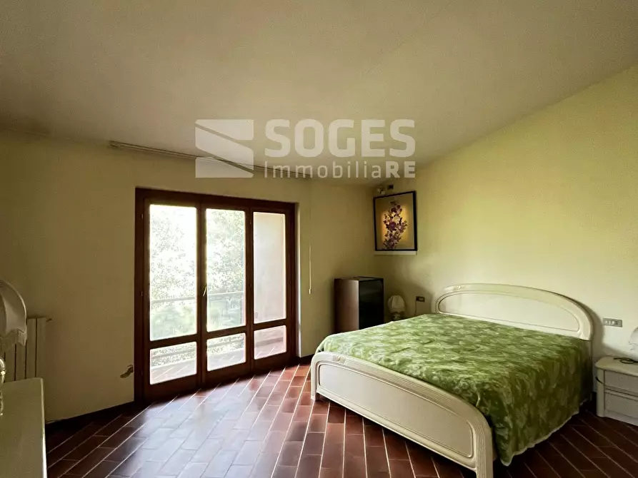 Immagine 21 di Villa in vendita  in via della lama a Montevarchi