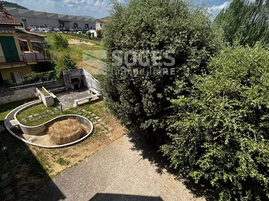 Immagine 27 di Villa in vendita  in via della lama a Montevarchi