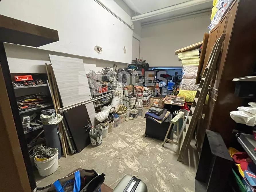 Immagine 13 di Box auto in vendita  in via Emenegildo Pistelli a Firenze