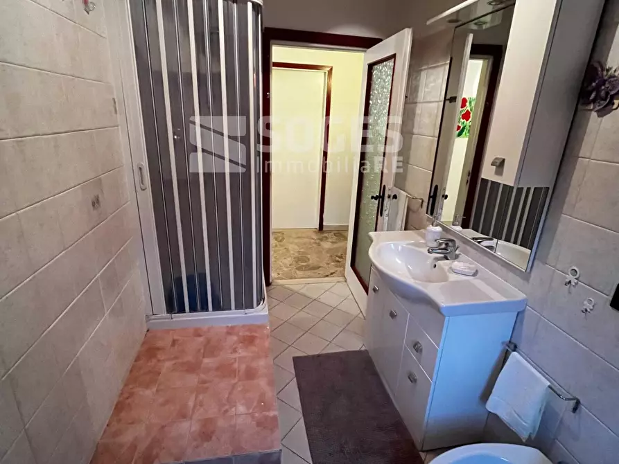 Immagine 13 di Villa in vendita  in via san pancrazio a Bucine