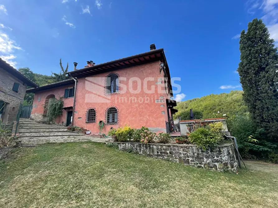 Immagine 2 di Rustico / casale in vendita  in Località Barbiana a Vicchio