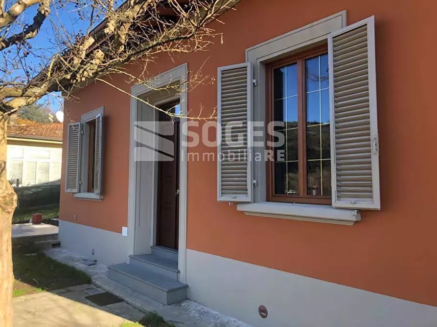 Immagine 2 di Villa in vendita  in via garibaldi a Rufina