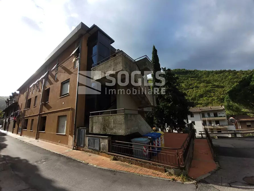 Immagine 2 di Appartamento in vendita  in Via Aldo Moro a Londa