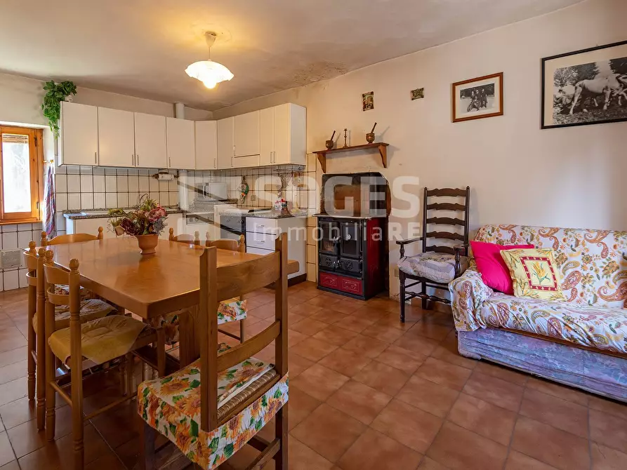 Immagine 9 di Camera in vendita  in Via Londa a Pratovecchio Stia