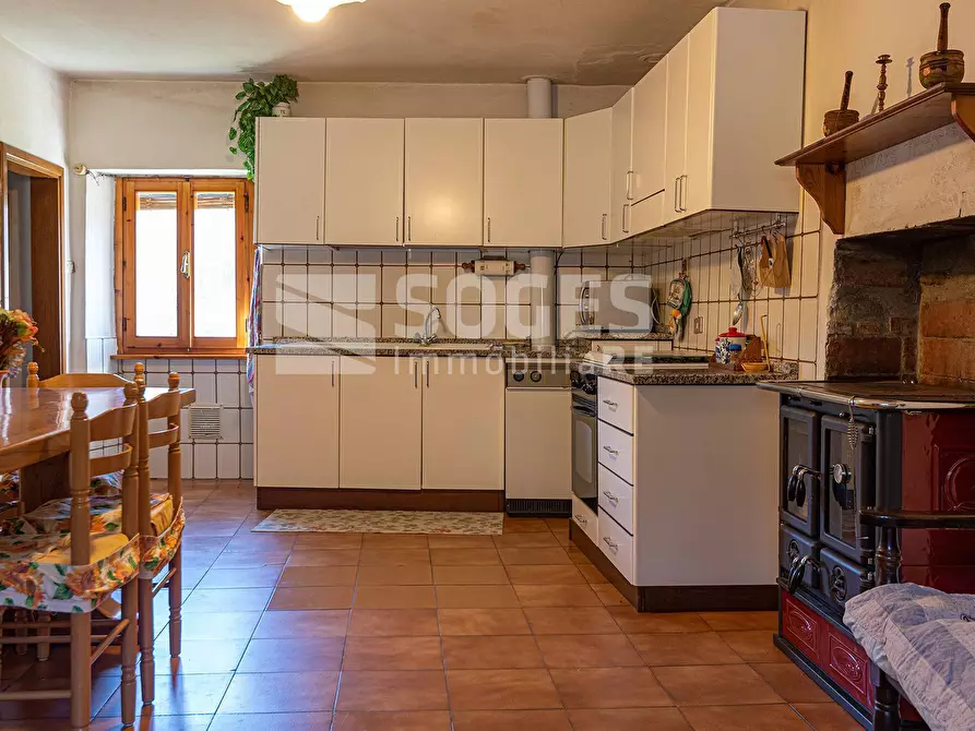 Immagine 11 di Camera in vendita  in Via Londa a Pratovecchio Stia