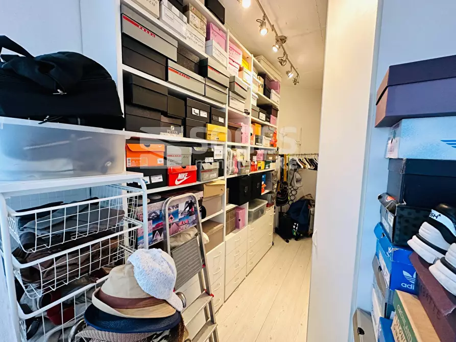 Immagine 15 di Appartamento in vendita  in Via della Resistenza a Figline E Incisa Valdarno