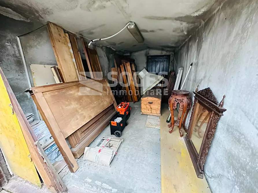 Immagine 18 di Appartamento in vendita  in Via della Resistenza a Figline E Incisa Valdarno