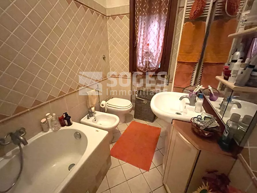 Immagine 21 di Villa in vendita  in Via della Pieve a Rignano Sull'arno