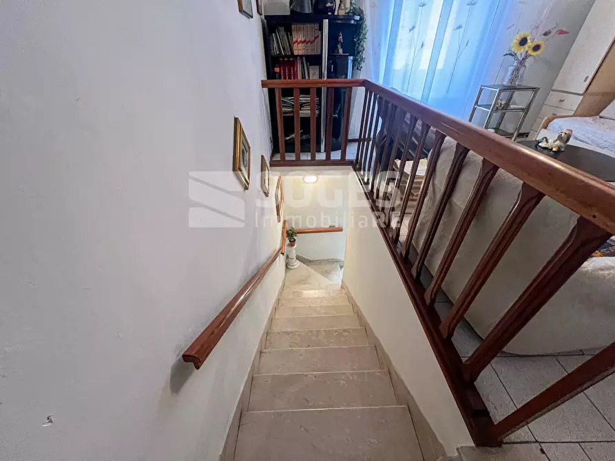 Immagine 6 di Appartamento in vendita  in Via Roma a Bucine