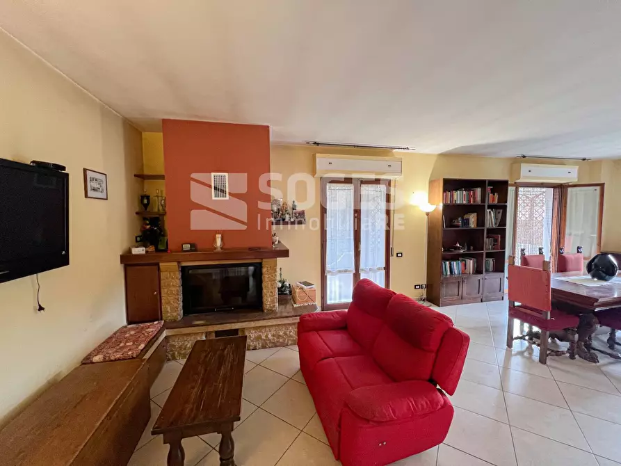 Immagine 6 di Appartamento in vendita  in Via Montecarlo a San Giovanni Valdarno